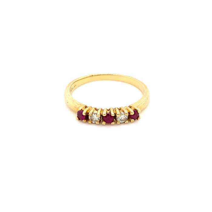 RED-EYE 14K YELLOW GOLD, RUBY, AND DIAMOND RING