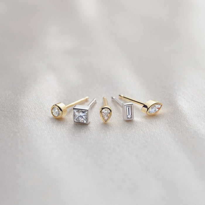 Diamond Stud Earring in Various Sizes and Shapes