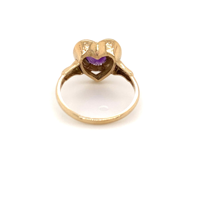 Vintage Amethyst 14K Yellow Gold Ring Ethical Sustainable Fine Jewelry Vintage Magnality